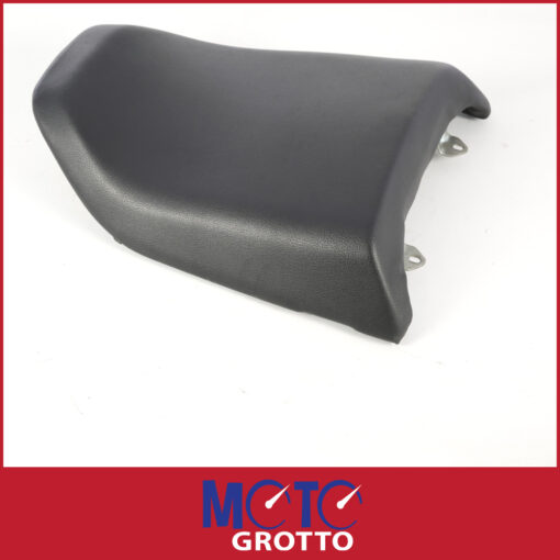 Suzuki GSXR1100W (P-W 93-98) Pillion Seat - Image 2