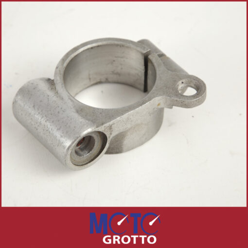 Kawasaki ZXR400L (L1-L9 91-99) Right Handle Bar Clamp - Image 3