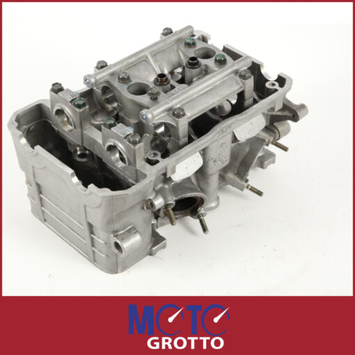 Honda VFR800FI (98-01) Front Cylinder Head With Valves And Cam Caps - Image 4