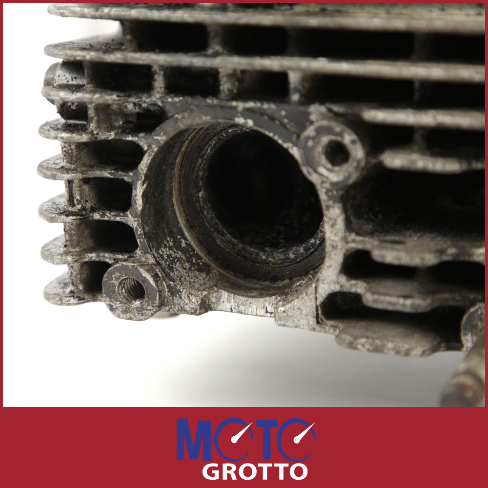 Yamaha FJ1200 1TX (86-87) Cylinder Head And Valves - Image 7