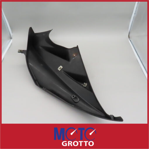 Yamaha YZFR125 (13) R H Front Upper Fairing - Image 4