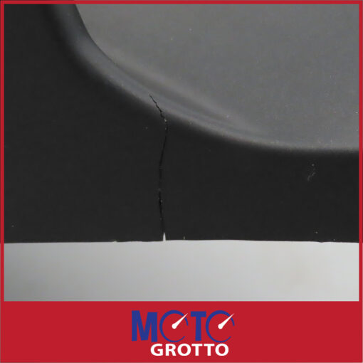 Yamaha YZFR125 (13) R H Front Upper Fairing - Image 7