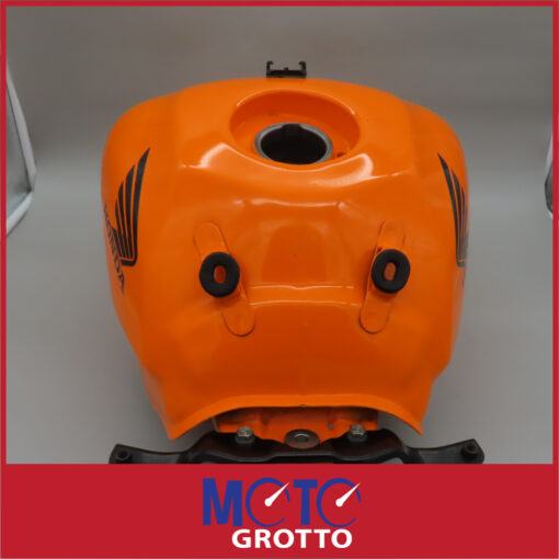 Honda CBR125R  Fuel Tank - Image 2
