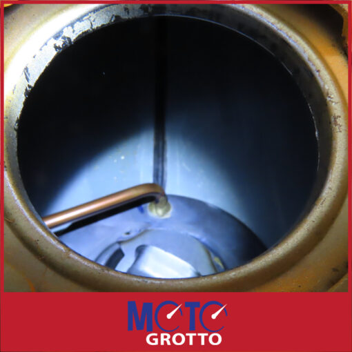 Honda CBR125R  Fuel Tank - Image 8
