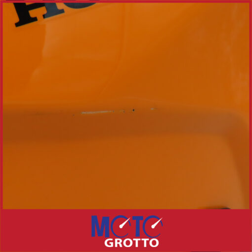 Honda CBR125R  Fuel Tank - Image 14