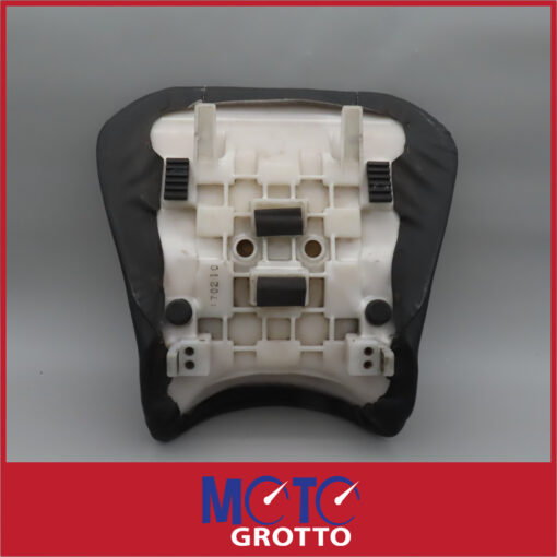 Riders Seat for Suzuki GSXR750 K4 (04) , GSXR750 K5 (05) , GSXR600 K4 (04) , GSXR600 K5 (05) - Image 5