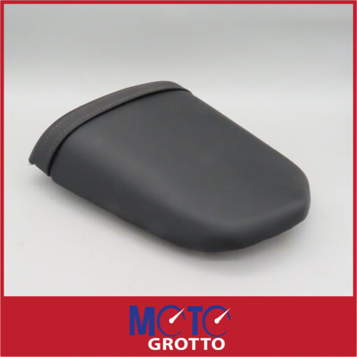 Pillion / Riders Seat for Suzuki GSXR750 K4 (04) , GSXR750 K5 (05) , GSXR600 K4 (04) , GSXR600 K5 (05) - Image 2