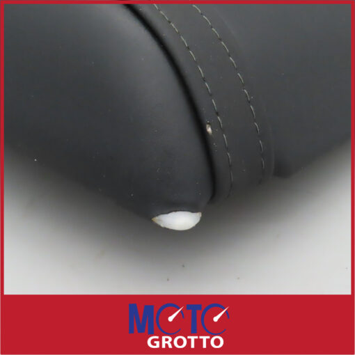 Pillion / Riders Seat for Suzuki GSXR750 K4 (04) , GSXR750 K5 (05) , GSXR600 K4 (04) , GSXR600 K5 (05) - Image 5