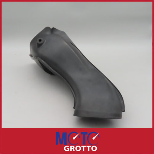 RH Air Duct for Suzuki GSXR750 K4 (04) , GSXR750 K5 (05)