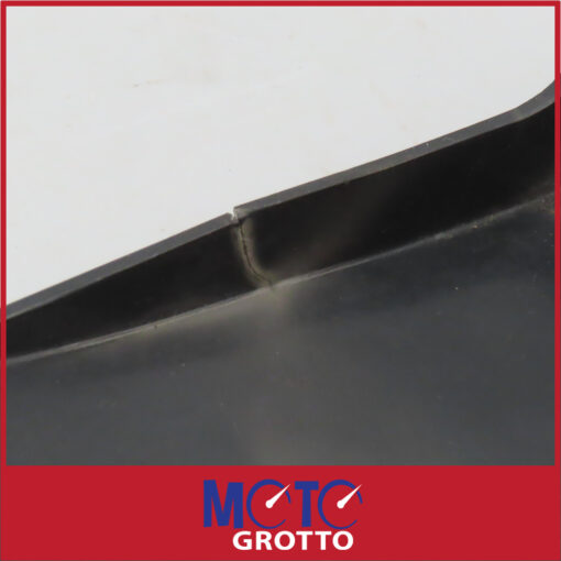 Kawasaki KZ1000  RH Side Panel / Frame Cover - Image 5