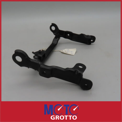 Yamaha TZR125 (87-92) Headlight Bracket/Stay - Image 2