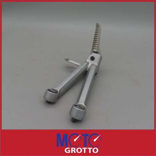 Left Hand Pillion Footrest and Hanger for Suzuki GSXR750 K4 (04) , GSXR750 K5 (05) - Image 2
