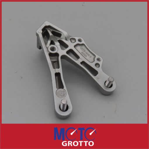 Kawasaki ZX10R (06-07) Left Hand Footrest Hanger - Image 4