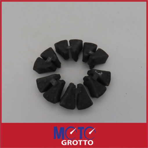 Yamaha 900 Diversion  Rear Wheel Hub And Cush Drive Rubbers - Image 3