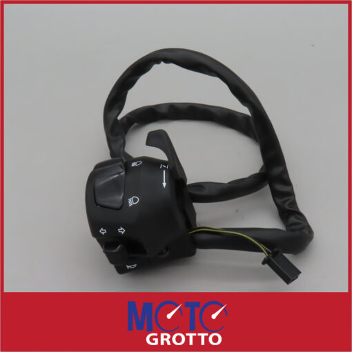 Left Hand Handlebar Switch for Suzuki GSXR750 (96-99) , GSXR600 (97-00) , TL1000S (97-00) , GZ250 (99-00) - Image 4