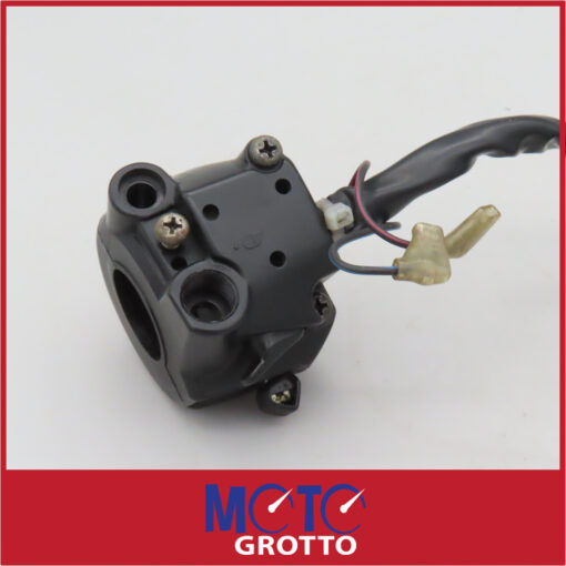 Suzuki TL1000S  Right Hand Handlebar Switch - Image 4