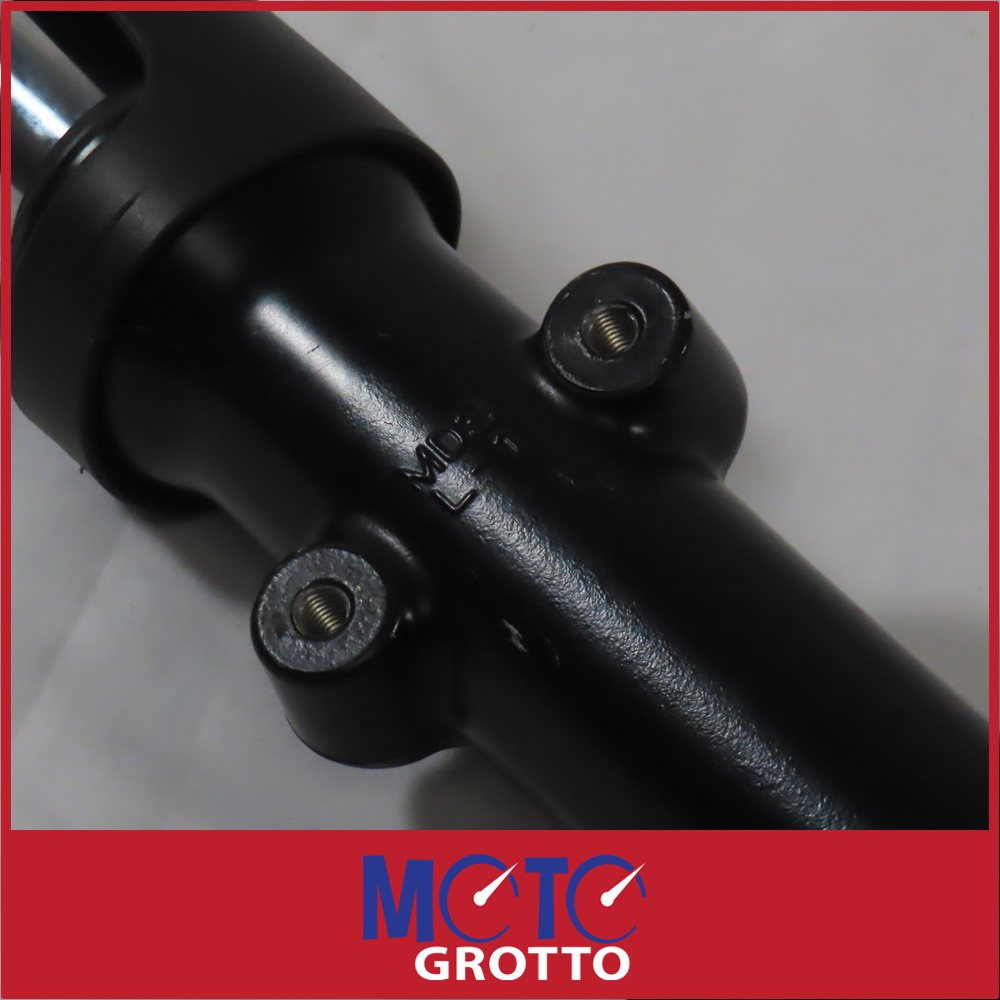 Triumph Bonneville SE T100 EFI Pair Of Front Fork Legs - Image 4