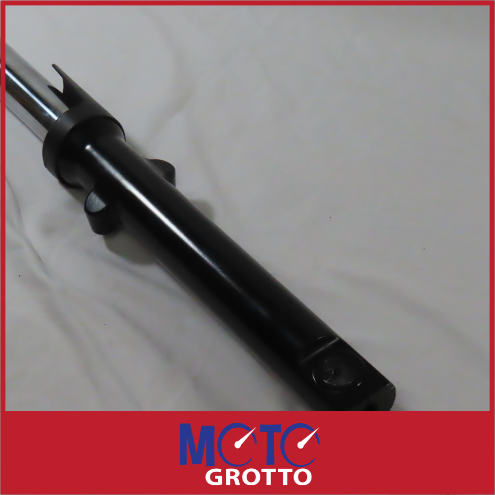 Triumph Bonneville SE T100 EFI Pair Of Front Fork Legs - Image 8