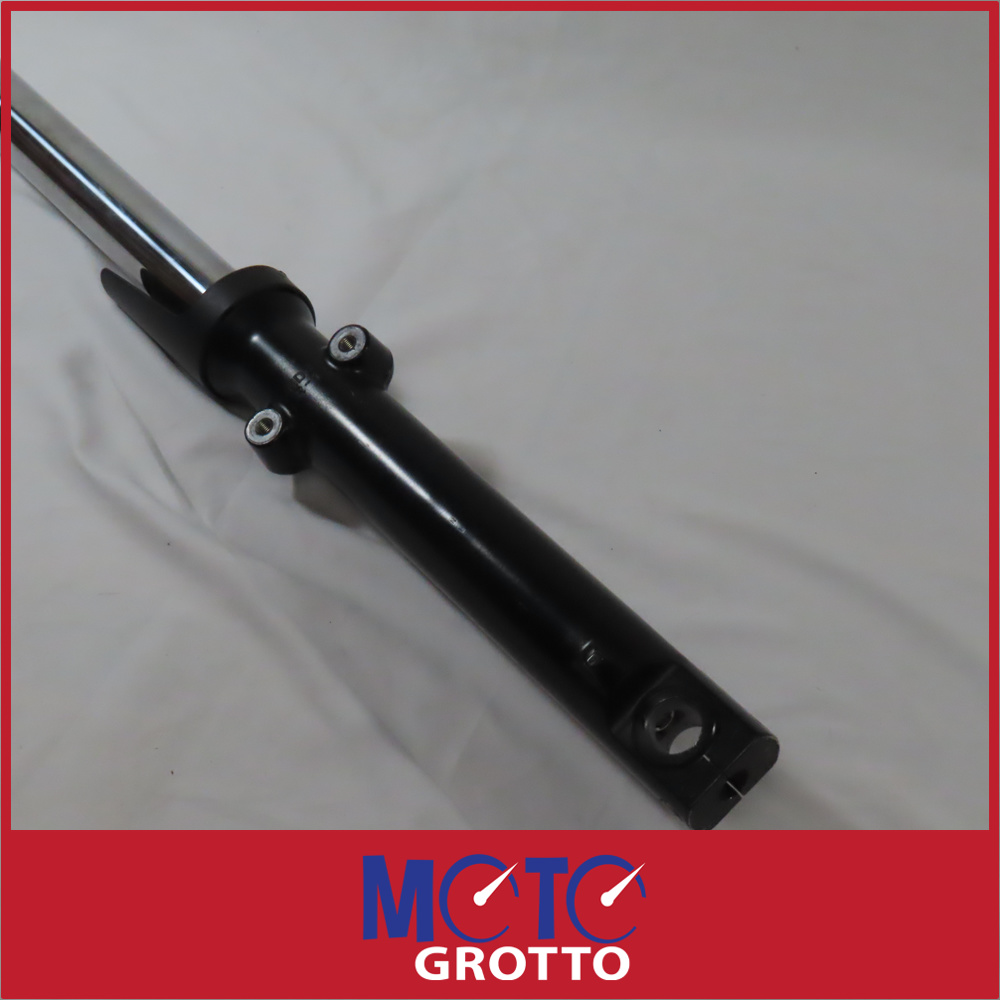 Triumph Bonneville SE T100 EFI Pair Of Front Fork Legs - Image 9