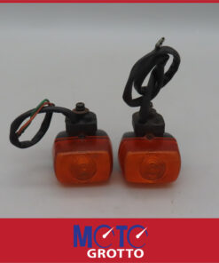 Pair of Indicator/Flasher Assemblies for Honda CBR250 MC19  , CBR400RR NC23