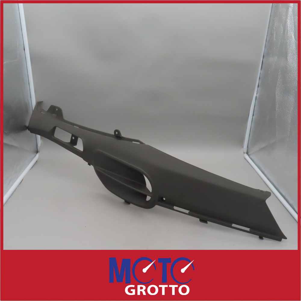 Suzuki AN125 (95) Right Hand Side Cover / Panel