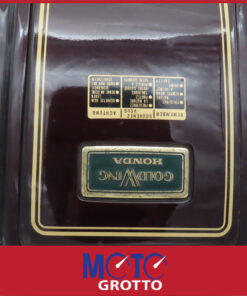 Alternative view of Honda GL1100  Goldwing  Fuel Tank Cover