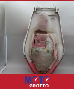 Suzuki GSXR750 Sling Shot  Fuel Tank - Image 14