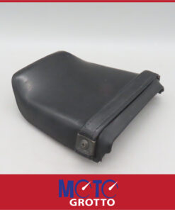 Alternative view of Yamaha FZR400 1WG (86-90) Rear / Pillion Seat