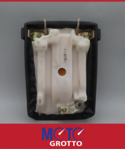 Yamaha FZR400  Rear / Pillion Seat - Image 4