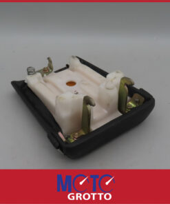 Yamaha FZR400  Rear / Pillion Seat - Image 7