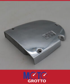 Alternative view of Suzuki GT380  Engine Case / Front Sprocket Cover